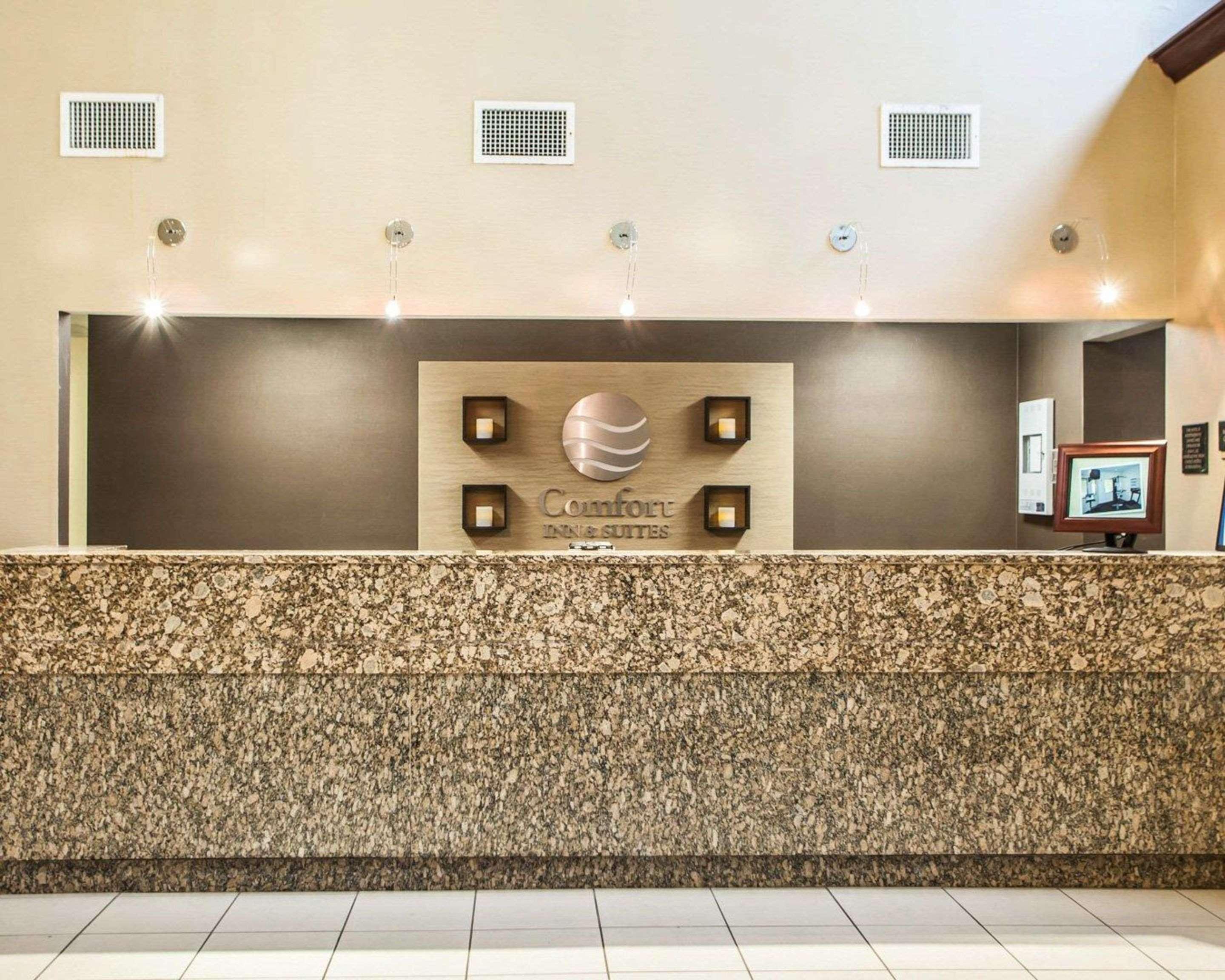 Comfort Inn & Suites St Louis-О'Фалон Екстериор снимка