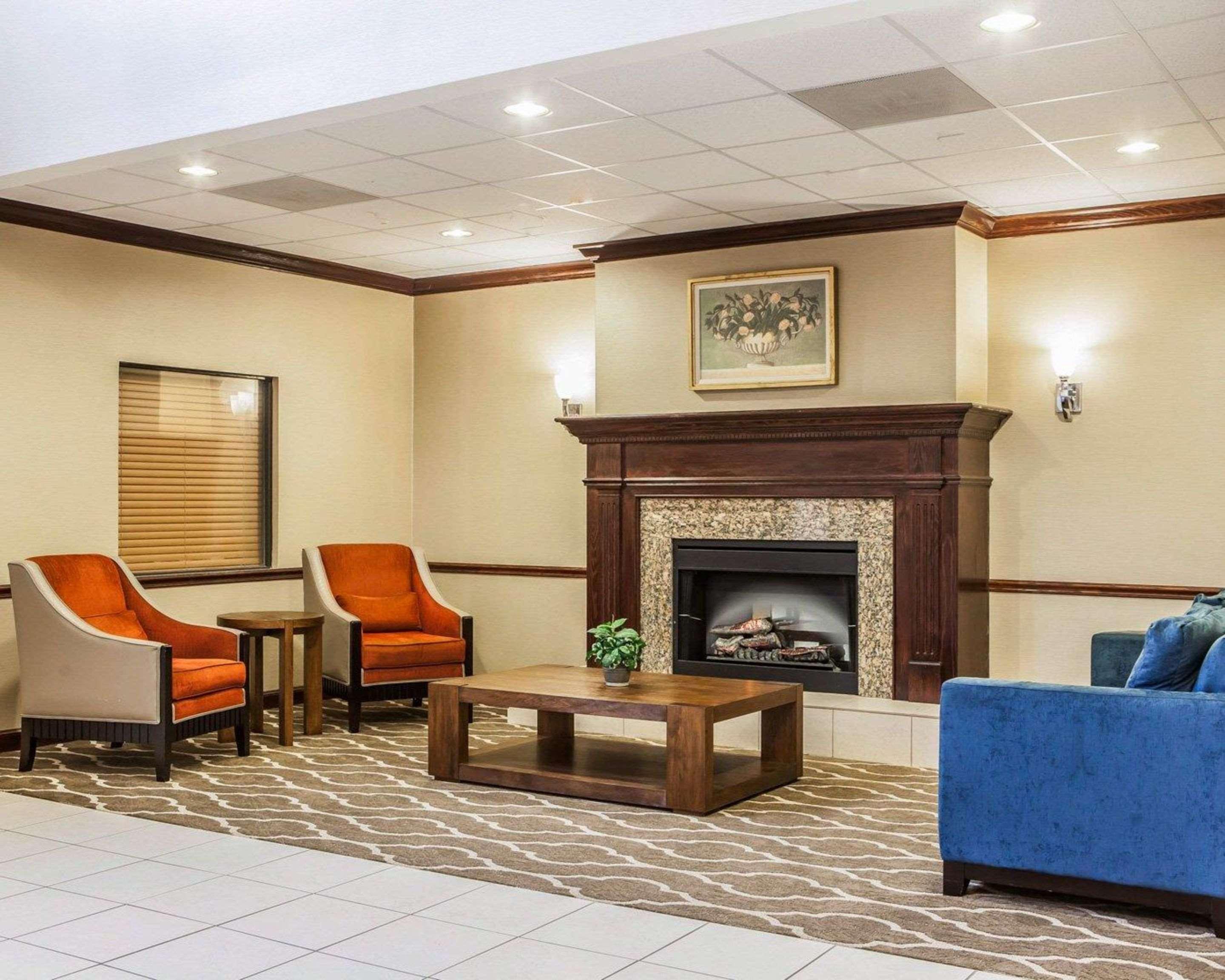 Comfort Inn & Suites St Louis-О'Фалон Екстериор снимка