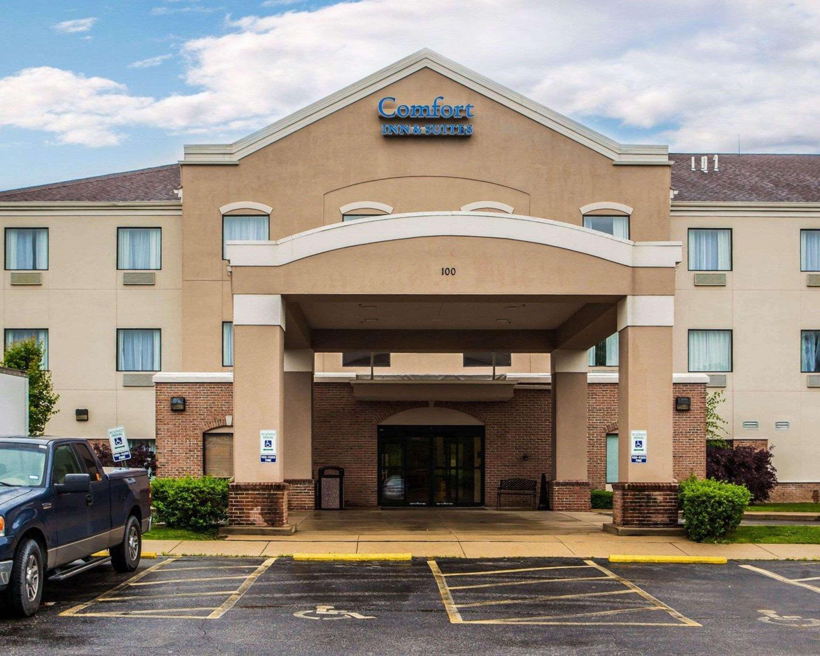 Comfort Inn & Suites St Louis-О'Фалон Екстериор снимка